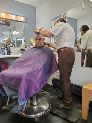 Dan the barber has been cutting hair since 1958!!! Dan is awesome!!