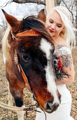 Beautiful brides & Beautiful Horses- Elegant charm