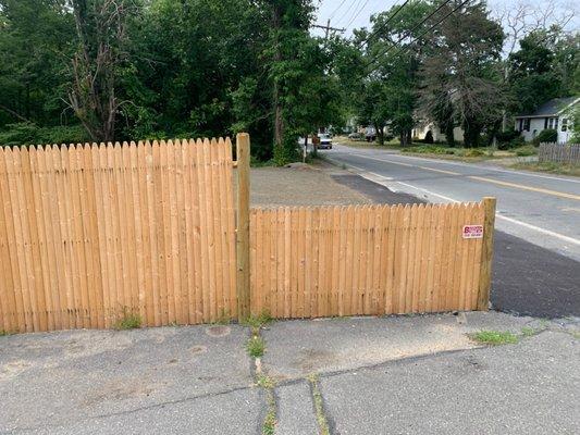 Poor installation, cheap material. This is a brand new fence