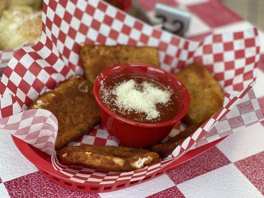 Mozzarella sticks