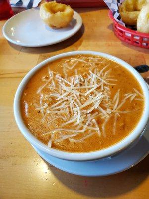 Bowl of lobster bisque ($7.25)