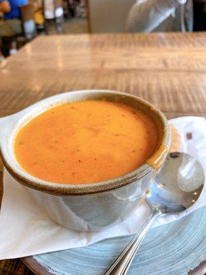 Tomato basil soup