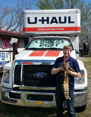 Highland IL U-haul Truck Rental at 501 Walnut Street