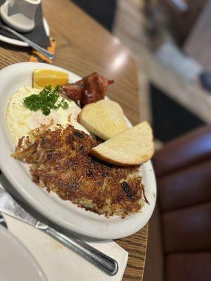 2 egg breakfast with hash browns