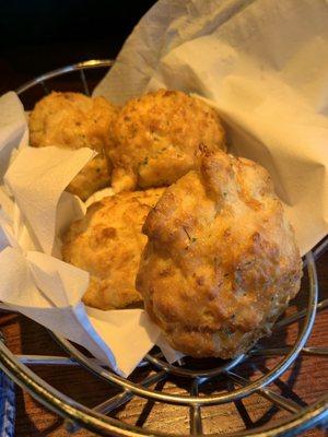 @kurlykonnoisseur | Cheddar Bay Biscuits