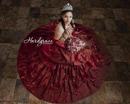 Se habla español y fotógrafa quinceañeras