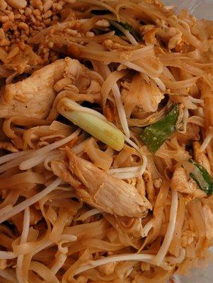 Pad Thai with chicken