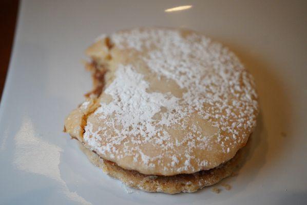 Alfajores. Very good flavor!