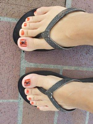 My spider toes for Halloween!!