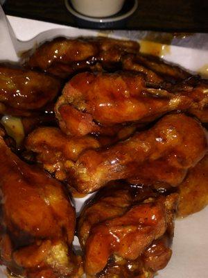 Bourbon glazed wings extra crispy. Excellent glaze!!!