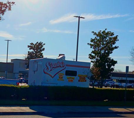 Spanky's food truck