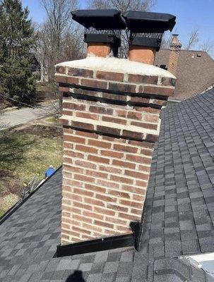 Big Bear Roofing & Construction is your go to for chimney tuck pointing! Give us a call for all of your tuck pointing needs!     314-699-402