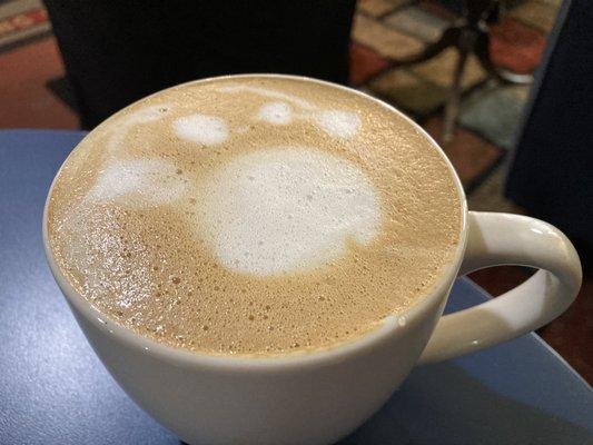 Cat's Paw Latte (actually macadamia black licorice latte)