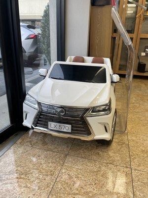 Lexus of Queens