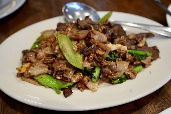 Pad see ew with beef