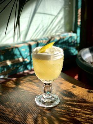 English Bar Scotch Sour