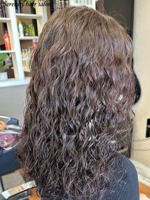 Women's perm!
By Joe