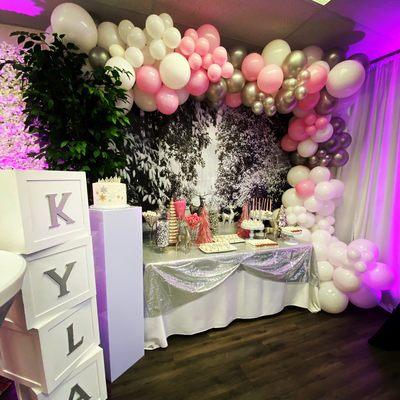 Beautiful dessert table setup!