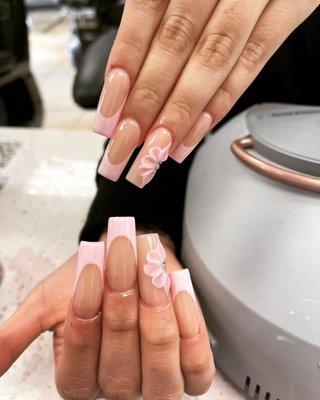 Us nails & spa in Chico, ca 95926!