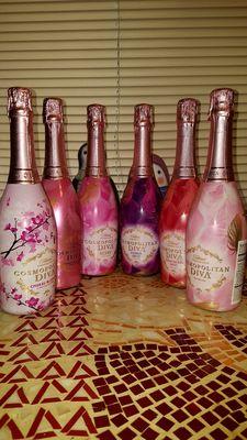 Cosmopolitan Diva Sparkling Wines 750ml $9.99ea. (01/04/21). @MissionLiquor #Glendale @CosmopolitanDivaOfficial #SparklingWine