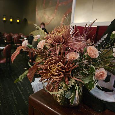 11/9/2024 - We were greeted by this gorgeous chrysanthemum bouquet perfect for the season.