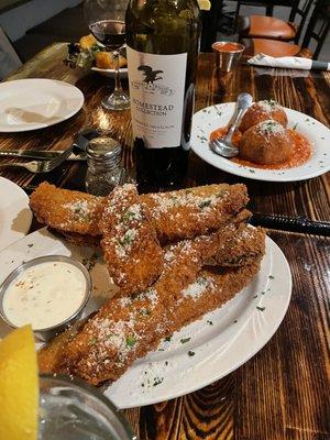 Fried Zucchini with aioli dipping sauce