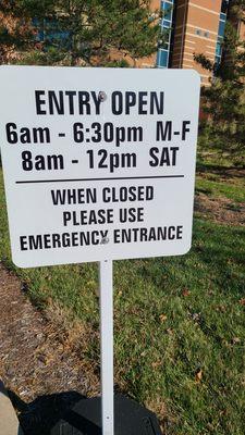 Hours entrance open