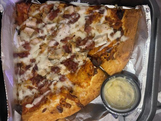 bacon chicken ranch with garlic sauce