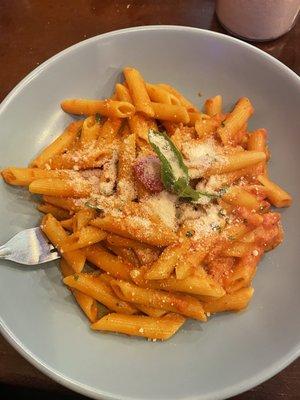 Lunch size penne vodka