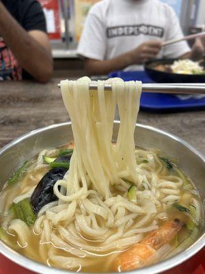 Halmae Kalkooksu Korean Noodle & Dumplings