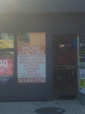 Specialize in I phone and Samsung  repairs