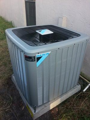 My new 4 ton Daikin!