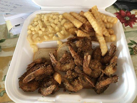 Fried shrimp dinner with fries & Mac & cheese