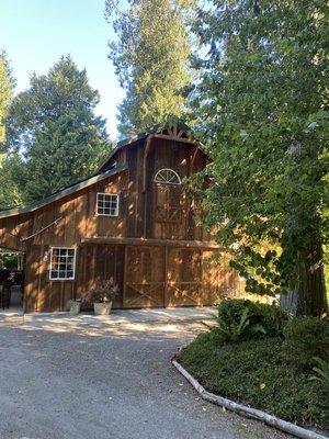 The tasting room at RainCoast Farms / RainCoast Cellars