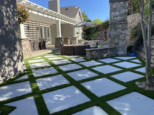 Stepping Stones/Artificial Grass