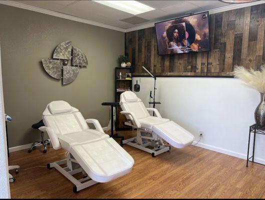 Permanent Makeup and Teeth Whitening Room