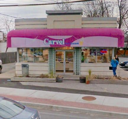 Carvel Ice Cream shop