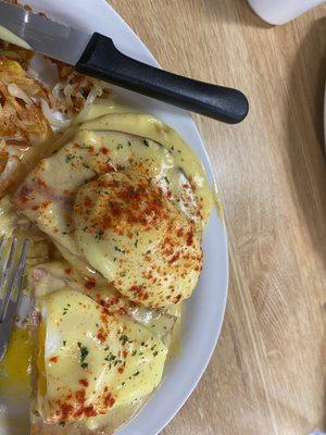 Eggs Benedict