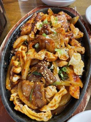 39. Spicy Stir-Fried squid and pork belly