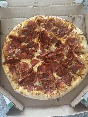 Large Original Crust Pepperoni Magnifico Pizza