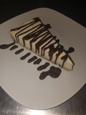 Cheesecake with chocolate drizzle