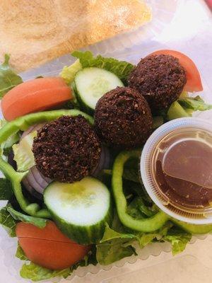 Falafel Salad