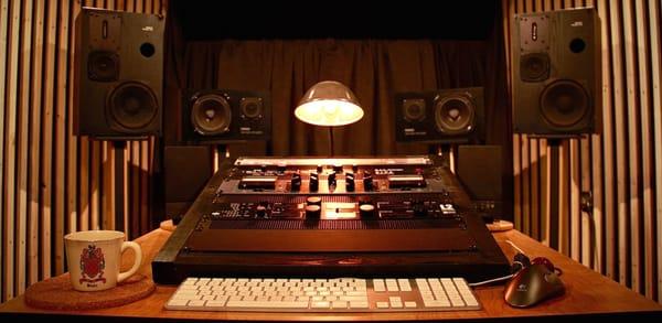 Dynamic Sound Service - Audio Mastering - Seattle, WA
 
 http://dynamicsoundservice.com