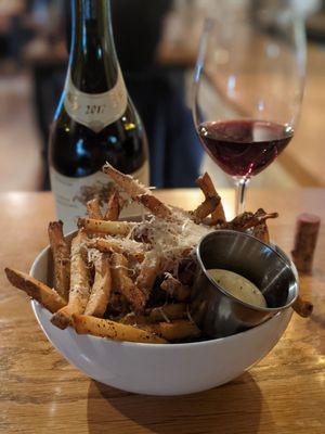 Pinot and the truffle fries