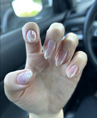 gel nails done by Kanako 2024