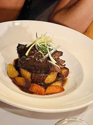 De jota short ribs over polenta