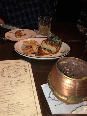 Almond crusted brie, with fig preserve & crostini