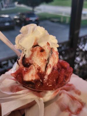 Small strawberry and hot fudge sundae