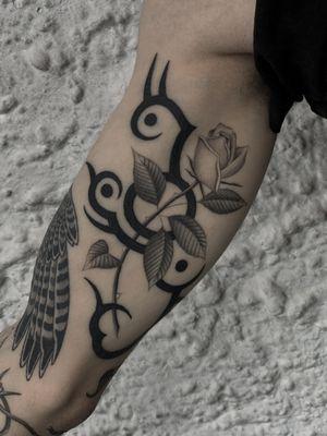 Healed Tribal and Fineline Rose by Javier Betancourt