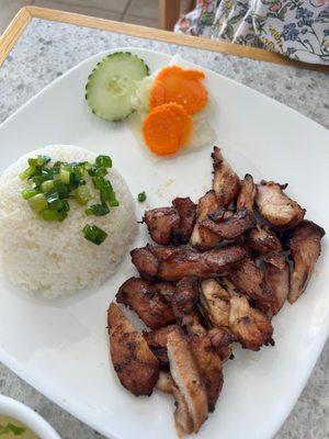 Com tam ga nuong ( bbq chicken)